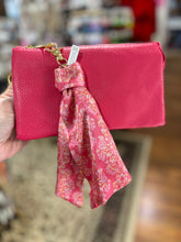 Load image into Gallery viewer, Nora Keychain *FINAL SALE*