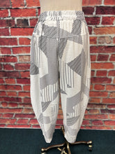 Load image into Gallery viewer, Modern Lines Two-Piece Set