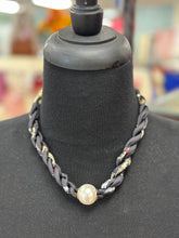 Load image into Gallery viewer, Twisted Scarf Necklace W/Magnetic Pearl
