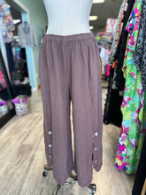 Load image into Gallery viewer, Oh My Gauze Dotty Pant