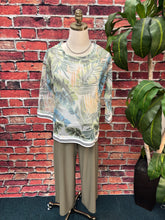 Load image into Gallery viewer, 3/4 SLV PRINTED NET TOP