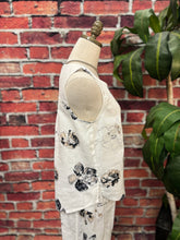 Load image into Gallery viewer, Neutral Bloom Linen Tank
