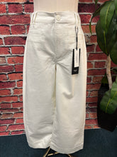 Load image into Gallery viewer, Coastal Cream Wide Leg Crop Pant