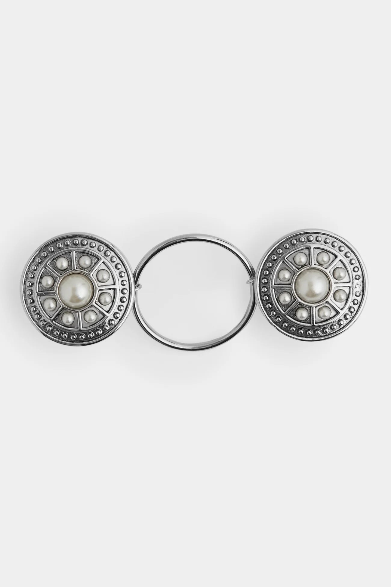 Embrace Fashion Fastener