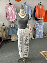 Load image into Gallery viewer, Crinkle Pant