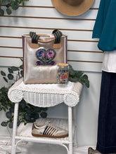 Load image into Gallery viewer, Can’t Imagine Top