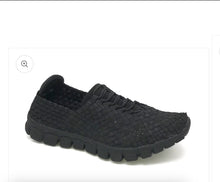 Load image into Gallery viewer, Bonavi Slip On Tennis Shoes