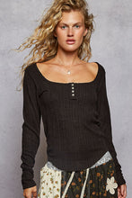 Load image into Gallery viewer, Simple Day Top