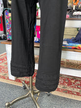 Load image into Gallery viewer, Oh My Gauze Nimo Capri