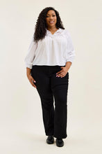 Load image into Gallery viewer, Judy Blue HW T.C. Bootcut Jean