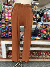 Load image into Gallery viewer, Oh My Gauze Cloud Pant