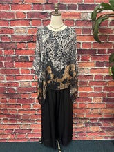 Load image into Gallery viewer, Poncho Silk Top