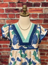 Load image into Gallery viewer, Coastal Bloom Flutter Sleeve Top