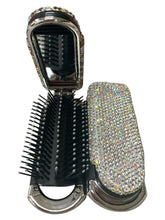 Load image into Gallery viewer, Folding Pocket Brush