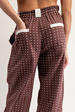 Load image into Gallery viewer, Soft Washed Micro Diamond Striped Joggers