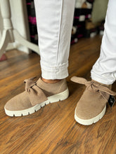 Load image into Gallery viewer, Bernie Mev FX Serenity