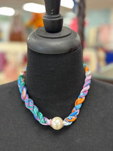 Load image into Gallery viewer, Twisted Scarf Necklace W/Magnetic Pearl