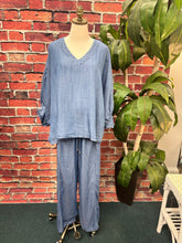 Load image into Gallery viewer, Chambray Cloud Palazzo Pants