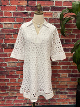 Load image into Gallery viewer, White Crochet Collared Dress