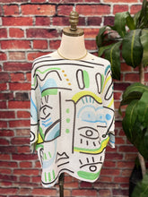 Load image into Gallery viewer, Made in Italy Artistic Lightweight Sweater