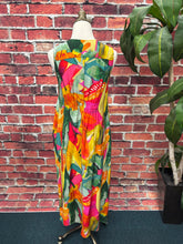 Load image into Gallery viewer, Jungle Bliss Pleated Midi Dress