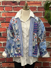 Load image into Gallery viewer, Quilted Jacket