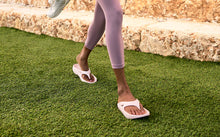 Load image into Gallery viewer, OOFOS OOriginal Thong