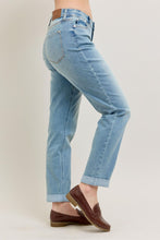Load image into Gallery viewer, Judy Blue V-Front Cool Denim Cuff Boyfriend