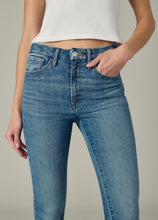 Load image into Gallery viewer, The Hi (Rise) Honey Bootcut Jean