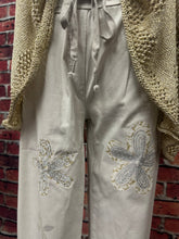 Load image into Gallery viewer, Embellished Floral Drawstring Pants
