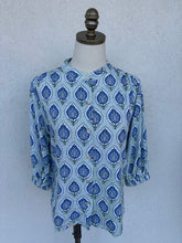 Load image into Gallery viewer, Bluebell Breeze Beaded Button Top