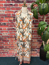 Load image into Gallery viewer, Sunset Paisley Halter Blouse