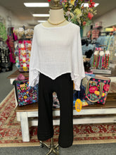 Load image into Gallery viewer, Oh My Gauze Nimo Capri