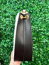 Load image into Gallery viewer, Let’s Travel Handbag