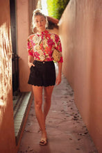 Load image into Gallery viewer, Scallop Perfection Shorts