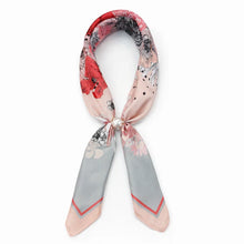 Load image into Gallery viewer, Scarf With Magnetic Pearl