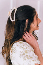 Load image into Gallery viewer, Teleties Open Hair Claw