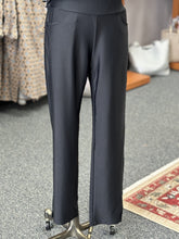 Load image into Gallery viewer, Claudia Cropped Legging