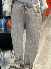 Load image into Gallery viewer, Crinkle Pant