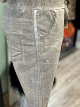 Load image into Gallery viewer, Crinkle Pant