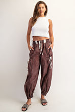 Load image into Gallery viewer, Soft Washed Micro Diamond Striped Joggers
