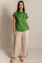 Load image into Gallery viewer, Linen Relaxed Short Sleeve Button Up Shirt