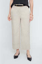 Load image into Gallery viewer, Sophisticate Cropped Trouser