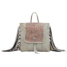 Load image into Gallery viewer, Smokey Backpack Leather