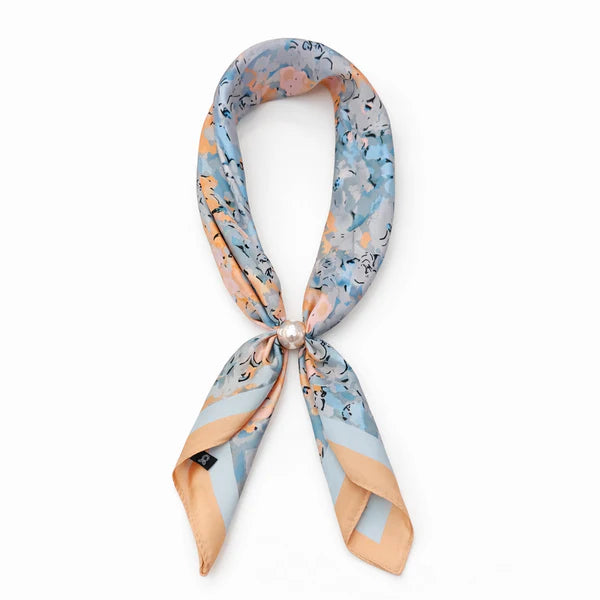 Scarf With Magnetic Pearl