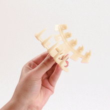 Load image into Gallery viewer, Classic Hair Clip | Large | Almond Beige