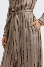 Load image into Gallery viewer, Fiona Chain Stripe Long Sleeve Sleeve Dress