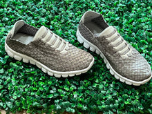 Load image into Gallery viewer, Bonavi Slip On Tennis Shoes