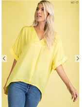 Load image into Gallery viewer, V-Neck High-Low Top