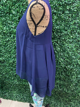 Load image into Gallery viewer, Courtlyn Sleeveless High Low Top